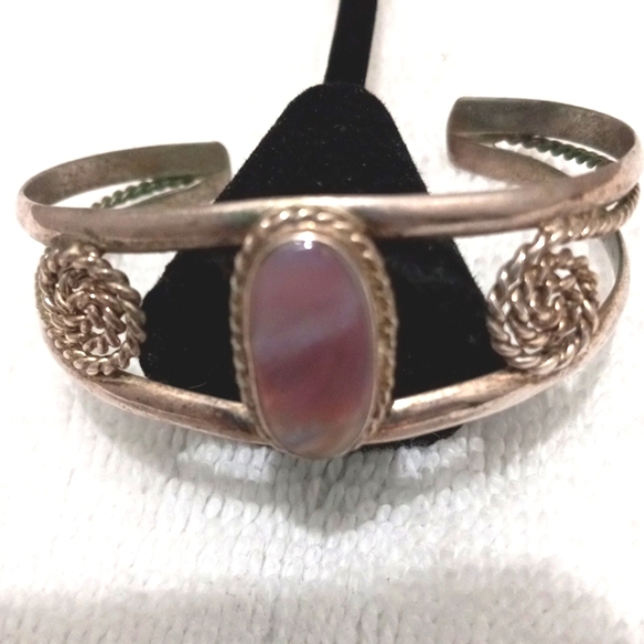 Mexico Silver Braclet W/Mother of Pearl. - Picture 4 of 5